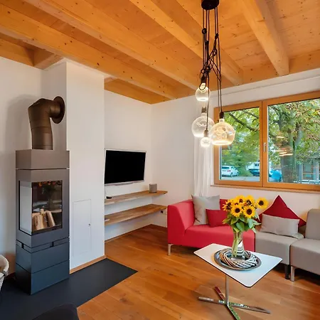 Holiday home Lug Ins Tal -